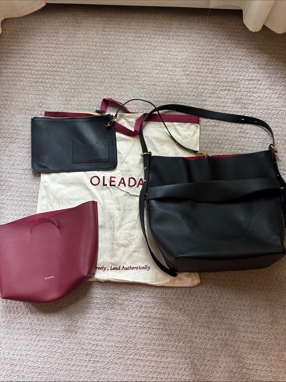 Oleada Marina Soft Bucket Bag, new without tags.